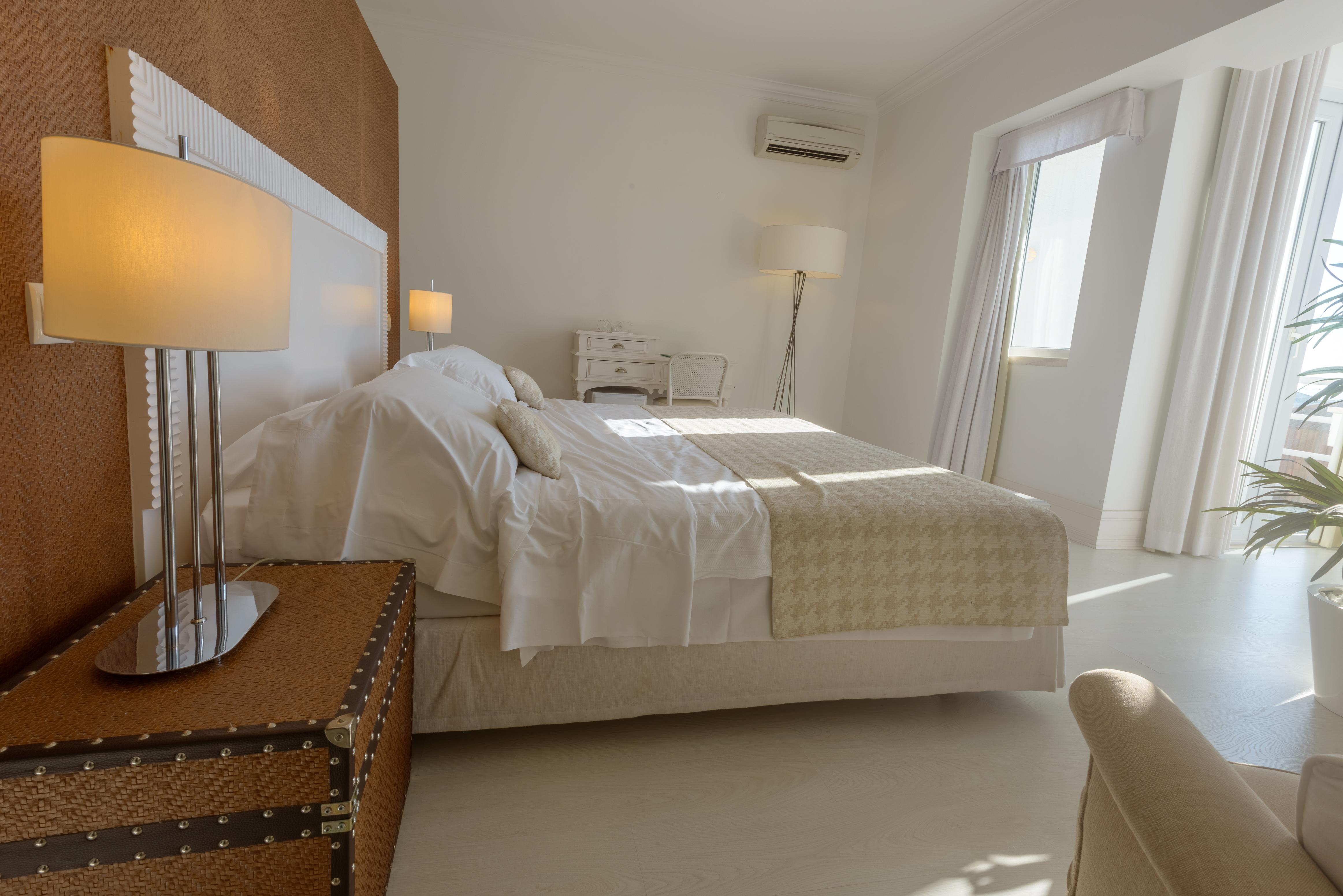 อมาโซเนีย เอสโตริ โฮเต็ล Hotel เอสตอริล ภายนอก รูปภาพ